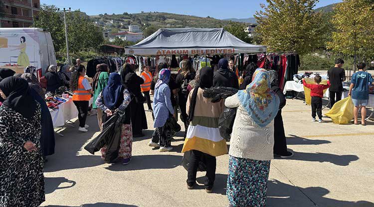Atakum'da gezici mağazadan kesintisiz hizmet