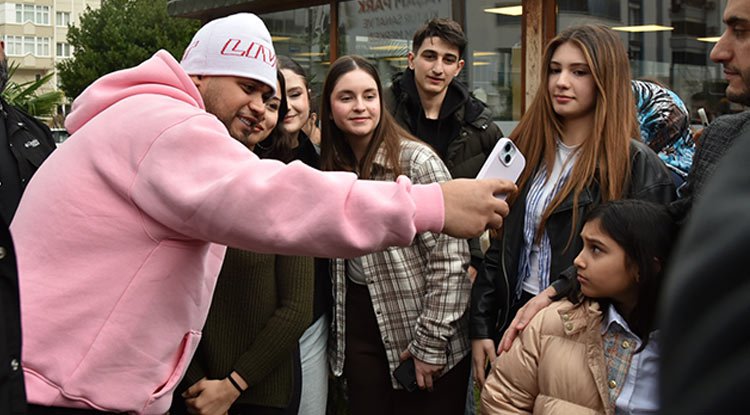 Atakum'da özel öğrencilere Lvbel C5 sürprizi