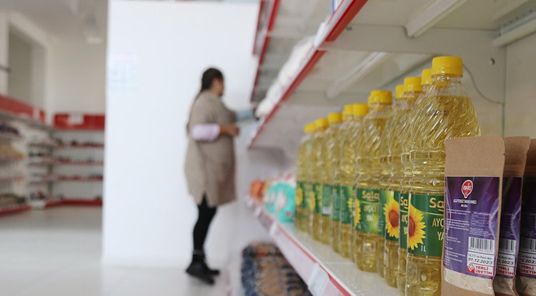 ATAMARKET GIDA BANKASI'NDA DAYANIŞMA SÜRÜYOR