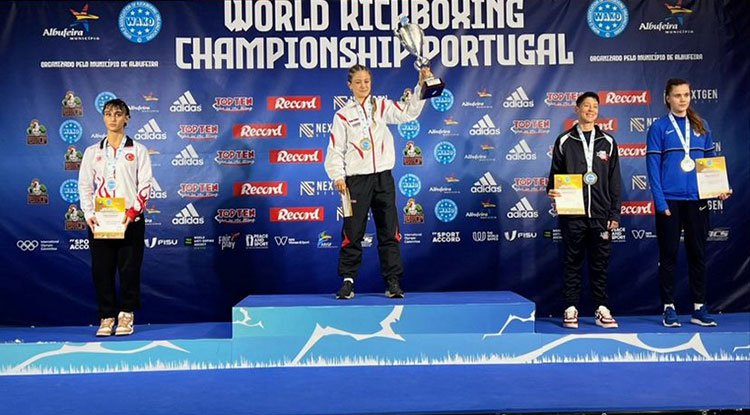 BAŞARILI SPORCULAR GENÇLER İÇİN ROL MODEL OLUYOR