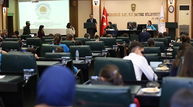 Başkan Doğan 17 İlçeden Çocuklarla Buluştu
