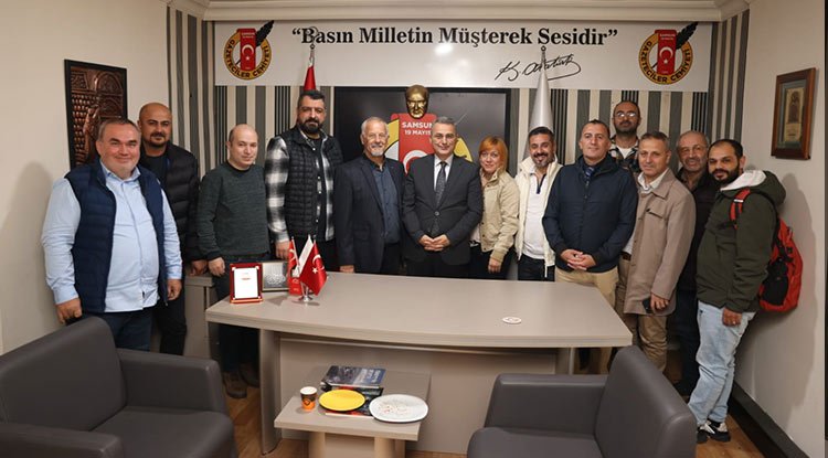 Başkan Kurnaz gazetecilerle buluştu