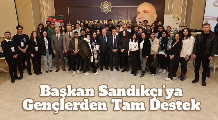 Başkan Sandıkçı’ya gençlerden tam destek