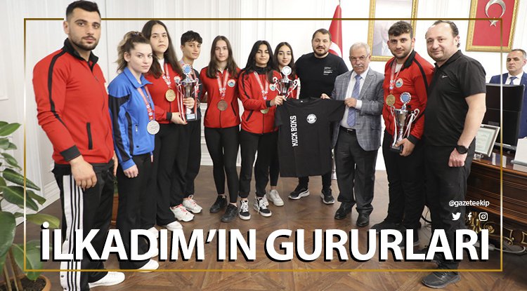 Başkandan şampiyonlara çeyrek altın