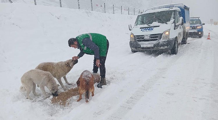 Canik'te can dostlar unutulmadı