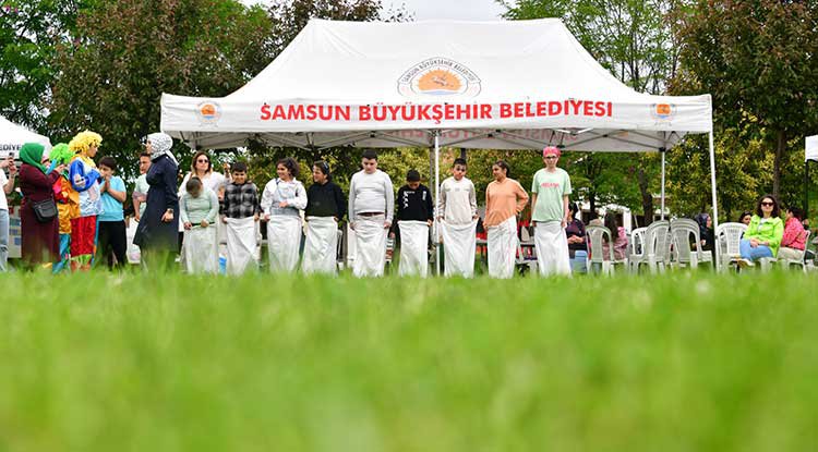 Canik'te özel çocuklar için unutulmaz şenlik