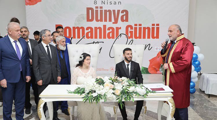 Canik'te Roman Çiftler Muradına Erdi