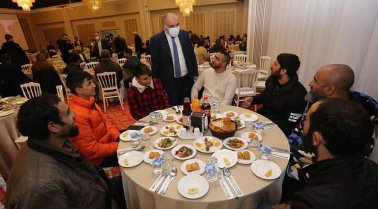 Dünya Romanlar Günü'nde 'birlik' mesajı