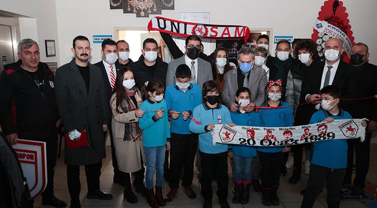 Emin Kar ismi kütüphanede yaşayacak