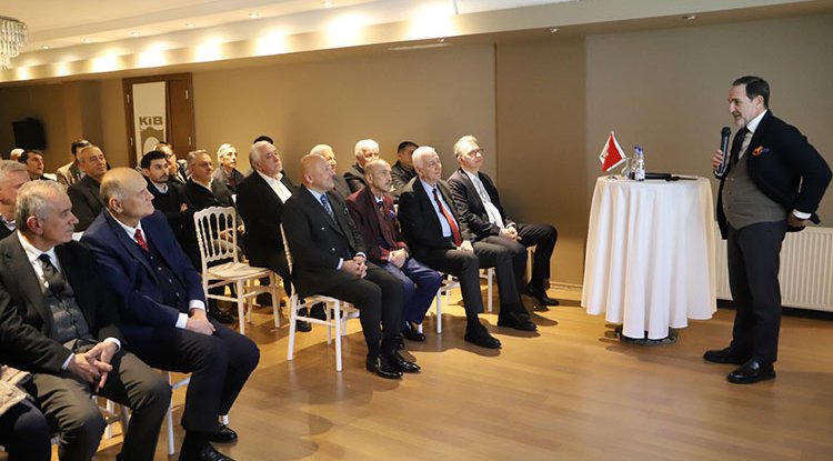 Emre Alkin, fındık ihracatçılarına 2025’e hazır olmayı anlattı