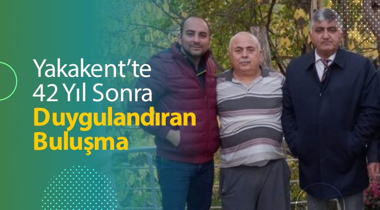 Görev yaptığı okulda 42 yıl sonra öğrencileriyle buluştu