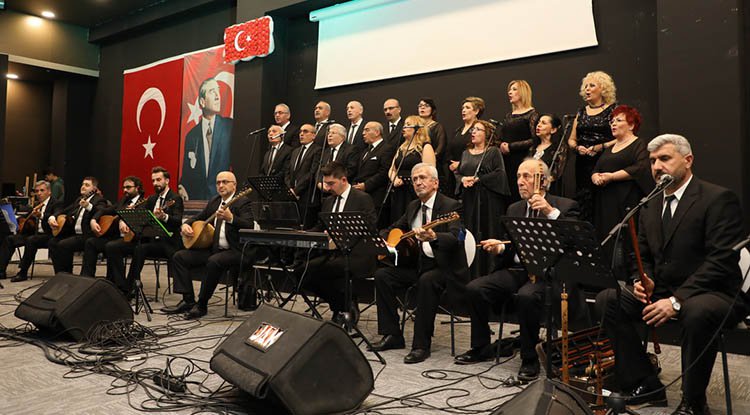 İlkadım'da türkü dolu gece