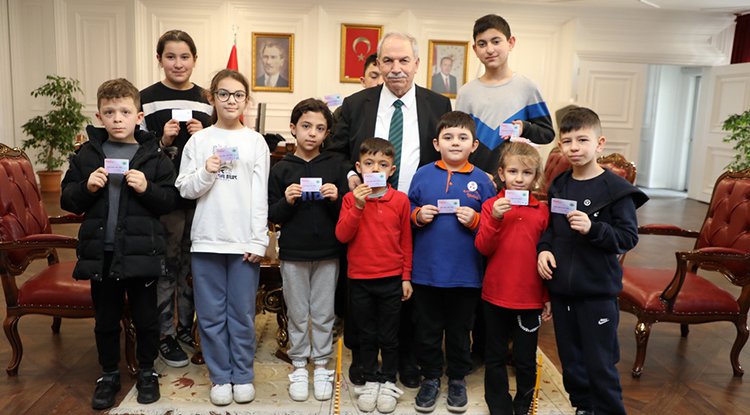 İlkadım'dan 'Dededen Toruna Eğitim Desteği' projesi
