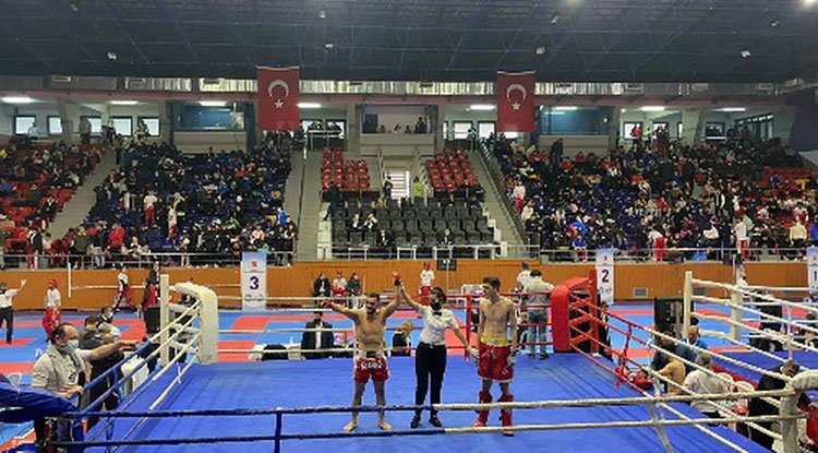 Kick Boks şapiyonasına İlkadım damgası