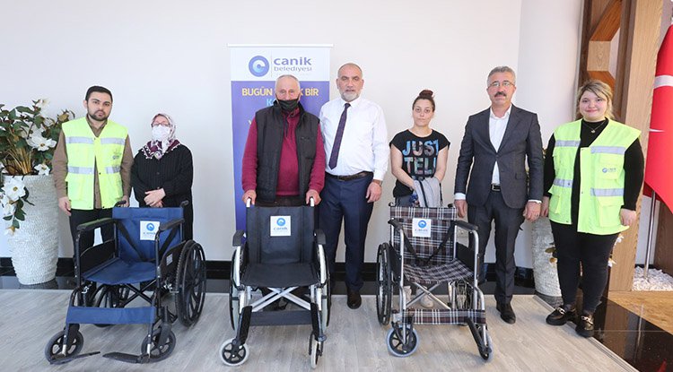'Mavi Kapaklar' engelleri kaldırıyor