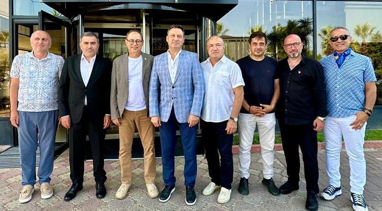 MHP'li Topsakal'dan SAMSİAD'a ziyaret