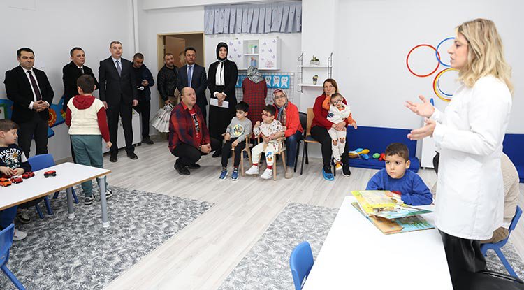 Özel çocuklara sağlıklı dokunuş