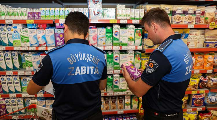 Samsun Büyükşehir zabıtasından sıkı denetim