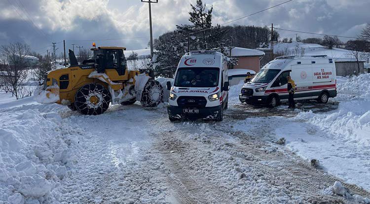 Samsun'da hastalar kar engelini Büyükşehir ile aştı