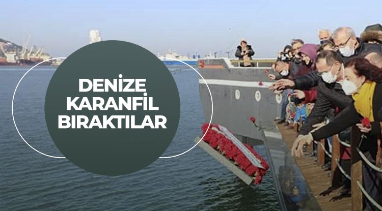 Samsun'da mübadiller denize karanfil bıraktı
