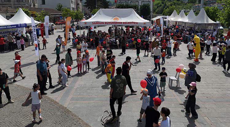 Samsun'un ilçelerinde kültür sanat rüzgarı