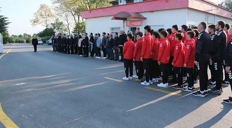 Samsunspor Atatürk'ü andı