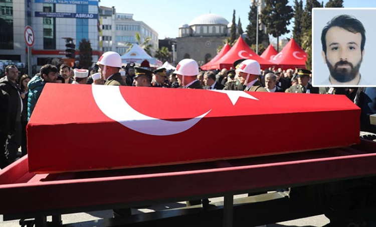 Şehit doktor dualarla uğurlandı