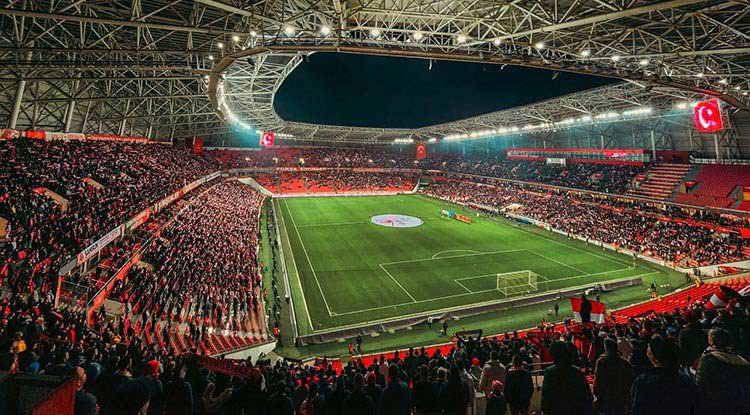 Süper Lig'de ilk 2 haftanın programı açıklandı!