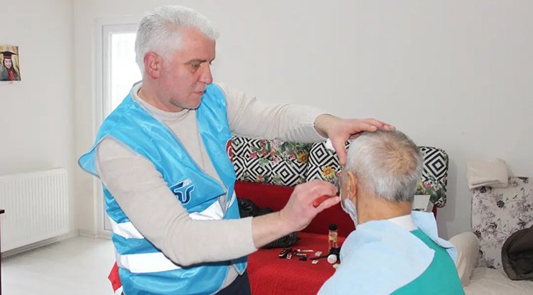 Tekkeköy Belediyesi’nden evde kuaför hizmeti