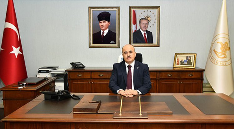 Vali Dağlı'dan 29 Ekim Ekim mesajı