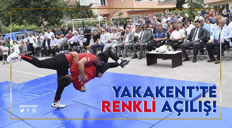Yakakent Halk Eğitim Merkezi'nde yıl sonu sergisi açıldı