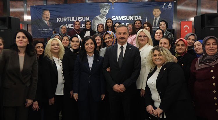 Yavuz Ağıralioğlu Samsun’da Kadınlarla Buluştu