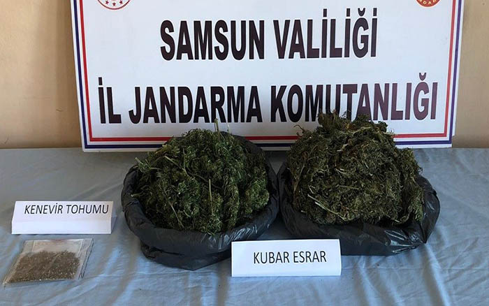 Zehir tacirlerine darbe